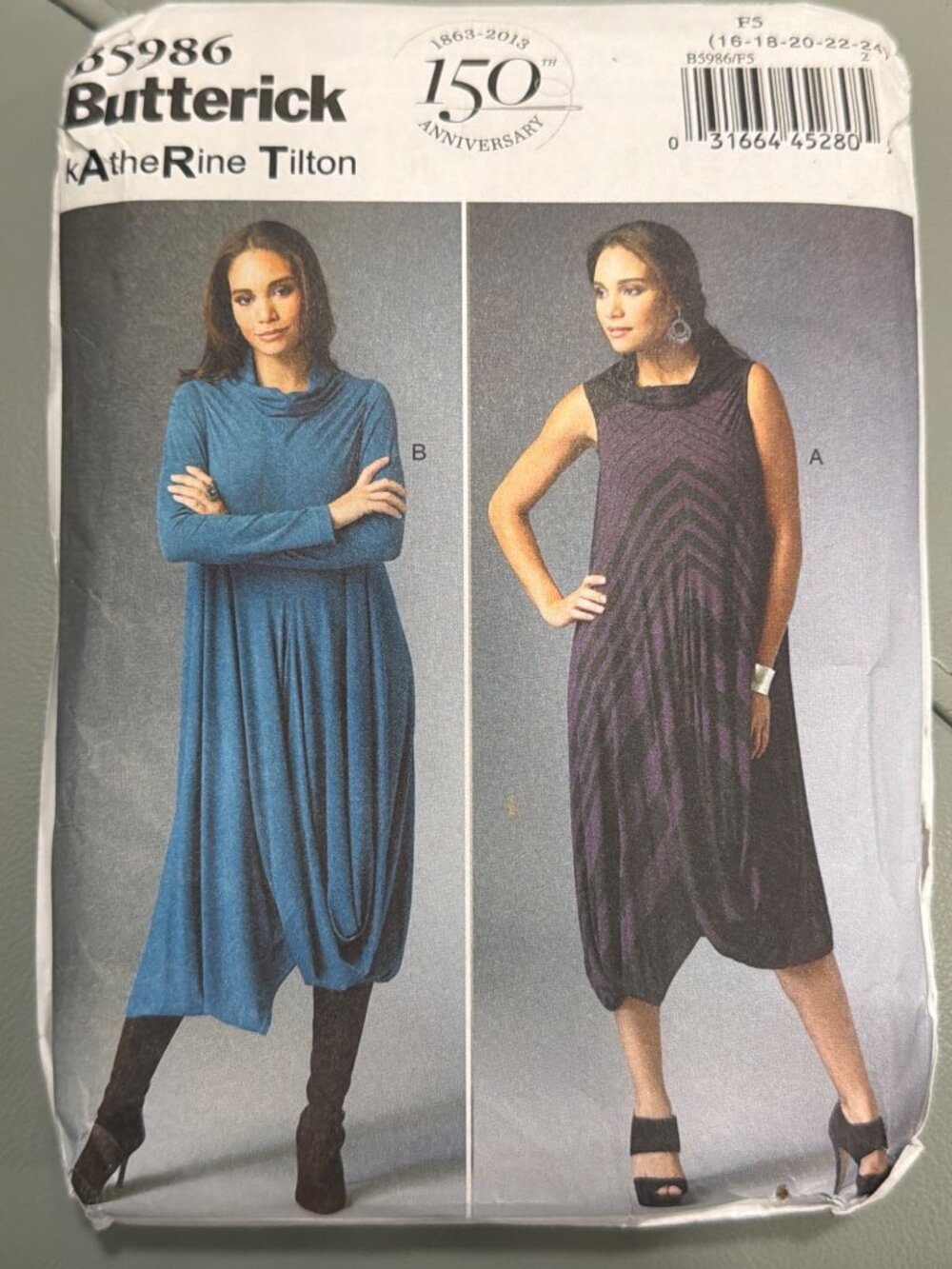 Butterick B5986 Katherine Tilton Loose-Fitting Pullover Dress Sewing Pattern Siz